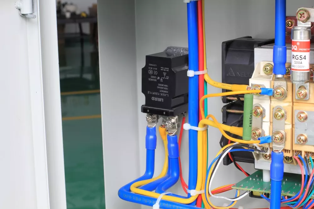 3 Phase 300KVA SCR Static AVR